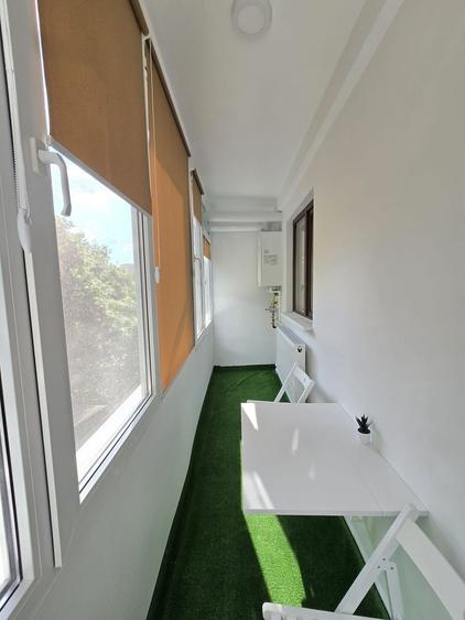 Apartament cu 2 camere semidecomandat, mobilat în 1 Mai
