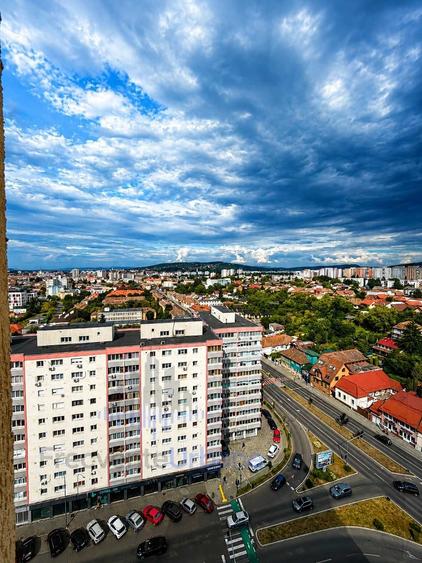 Apartament cu 4 camere semidecomandat în Gheorghe Doja
