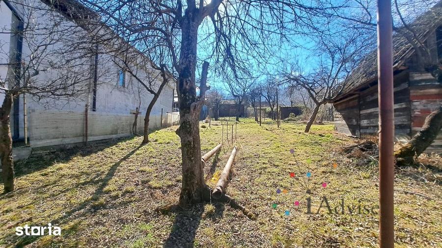 Casă cu 3 camere decomandat cu Teren 951 Mp în Schei