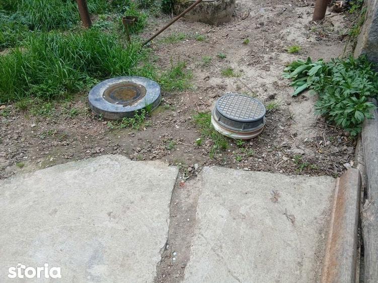 Casă cu 4 camere cu Teren 150 Mp în Vadu Crișului