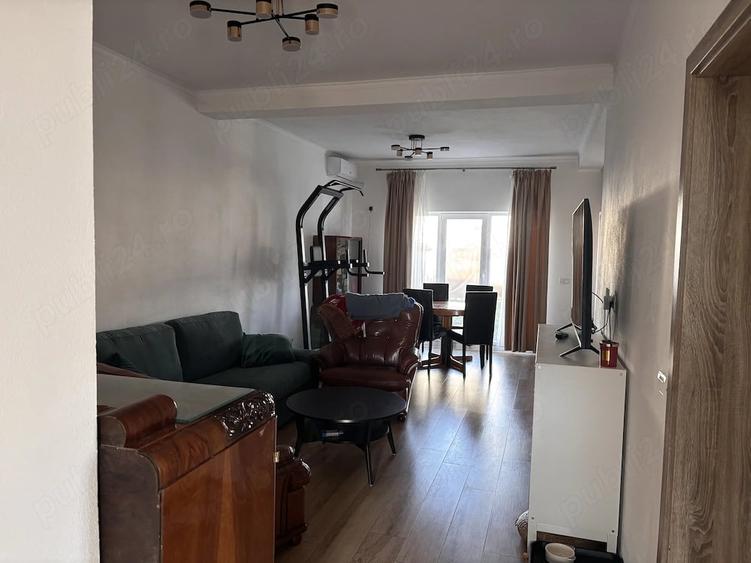 Casă cu 3 camere cu Teren 330 Mp în Moșnița Veche