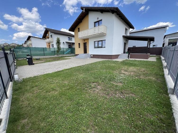 Casă cu 3 camere cu Teren 500 Mp în Exterior Vest