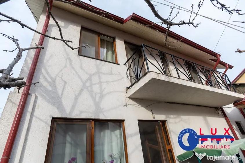 Casă cu 4 camere cu Teren 108 Mp în Pelican