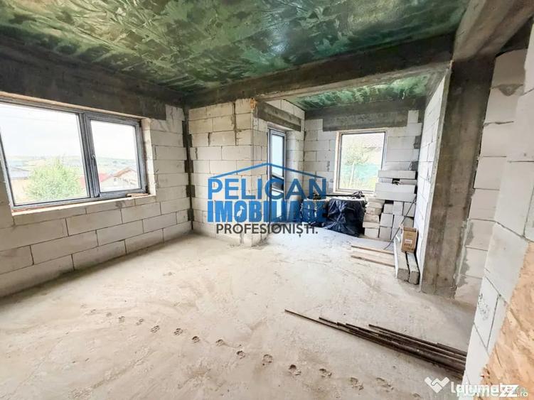 Casă cu 4 camere cu Teren 500 Mp în Malcoci