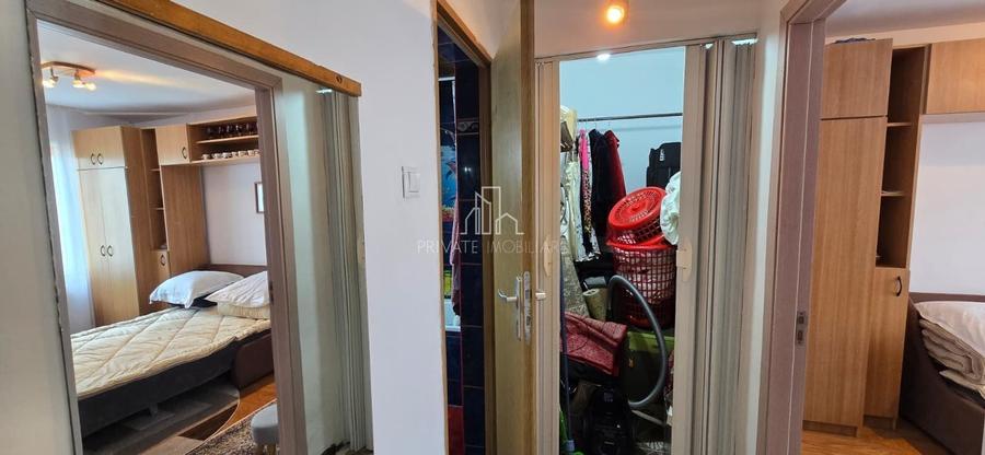Se vinde apartament cu 2 camere, zona Mihai Viteazu - 12