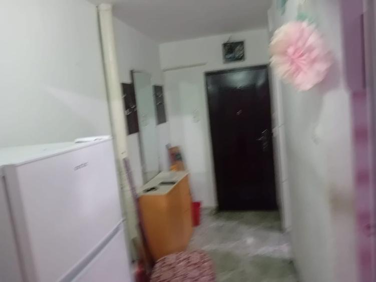 Garsonieră decomandată în Trivale
