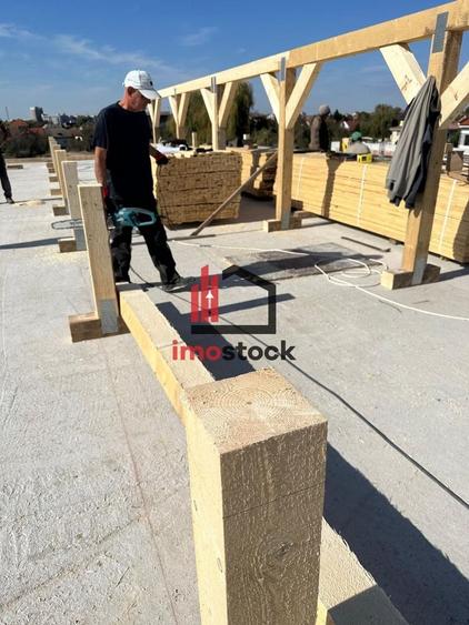 Duplex cu 4 camere cu Canalizare în Lunei