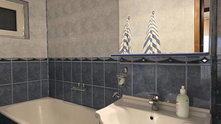 Apartament cu 2 camere decomandat în Decebal