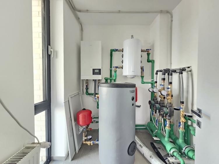 Casă cu 5 camere cu Canalizare în Pipera