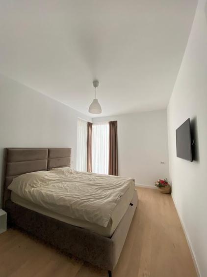 Apartament cu 3 camere semidecomandat, mobilat în Herăstrău
