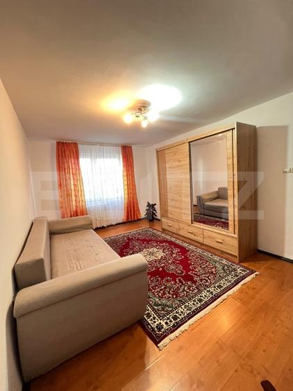 Apartament cu 2 camere decomandat, mobilat în Sud