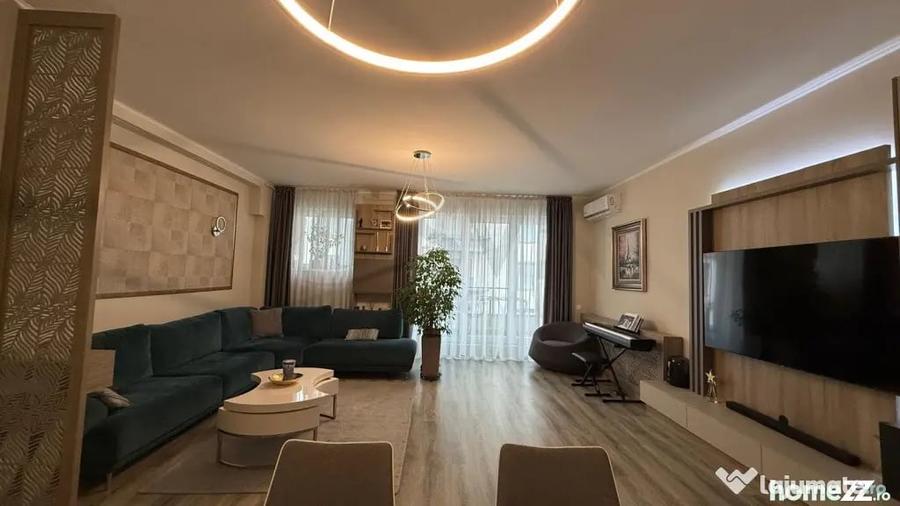 Apartament cu 4 camere decomandat în Nord