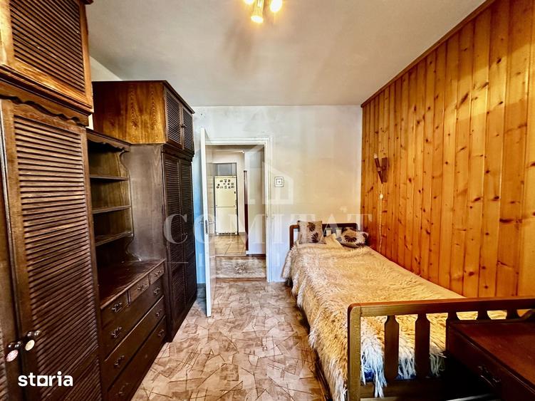 Apartament cu 3 camere decomandat în Andrei Mureșanu