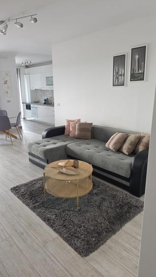Apartament cu 3 camere decomandat în Aurel Vlaicu