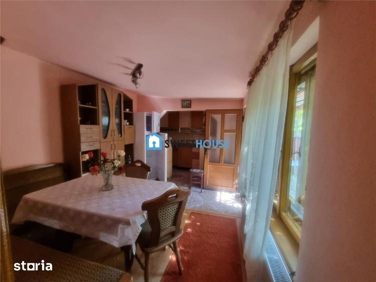 Casă cu 6 camere cu Teren 900 Mp în Șinca