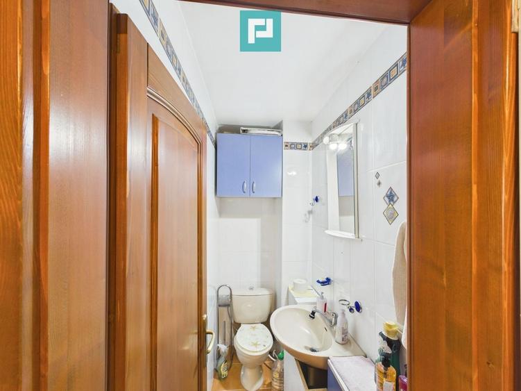 Apartament cu 3 camere decomandat, mobilat în Rogerius