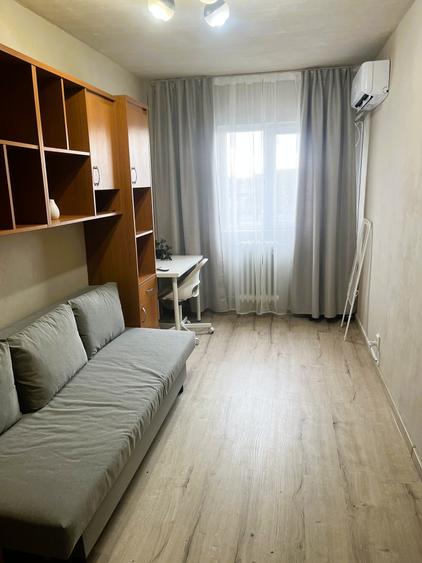 Garsoniera vis-a-vis de Abator, cu vedere spre parc - 1