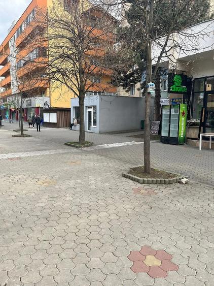 Inchiriez spa?iu comercial. - 3