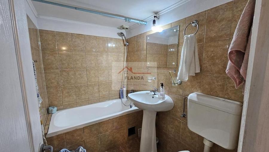 Casa Rahova zona Pucheni, str Garoafei - 19