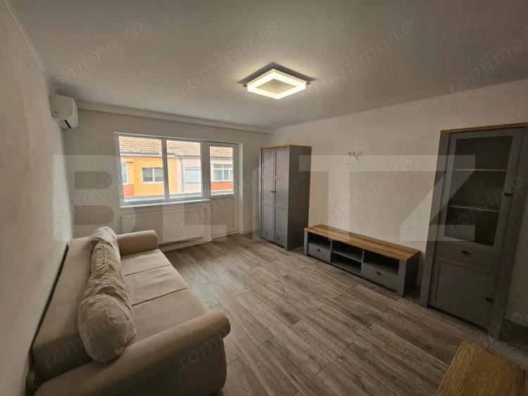 Apartament cu 2 camere, decomandat, 56 mp, zona centrala, Blaj - 9