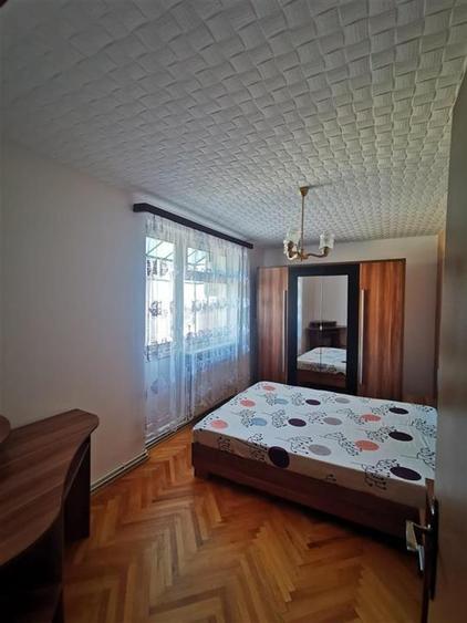 Apartament 2 camere decomandat balcon si boxa Vasile Aaron - 4