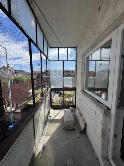 Apartament 3 camere - Strand - 64 mp utili - etaj 1 - 8