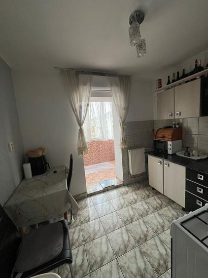 Vand pb 2 camere velenta! Etajul 4/4! - 3