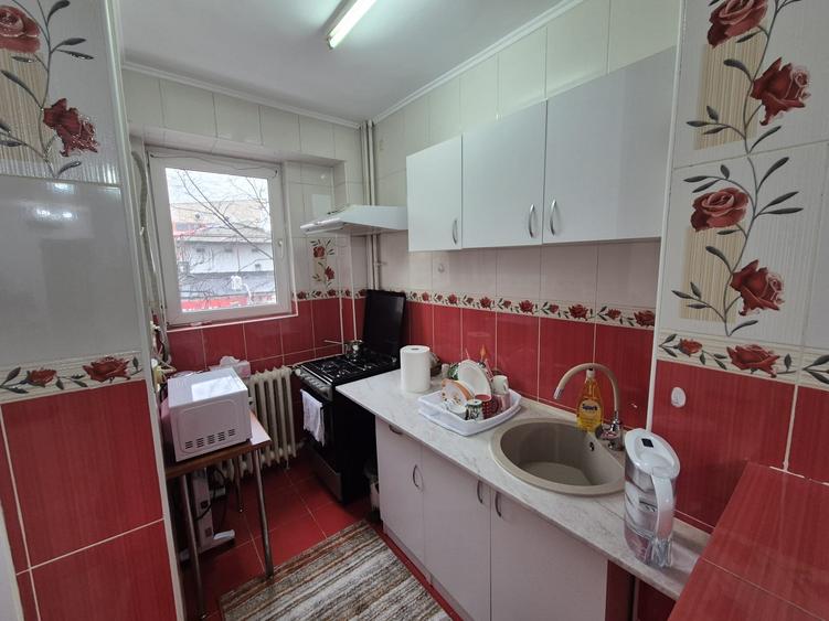 Garsoniera de Vanzare Langa Piata/2 minute de Metroul Lujerului (Bloc 1982) - 9