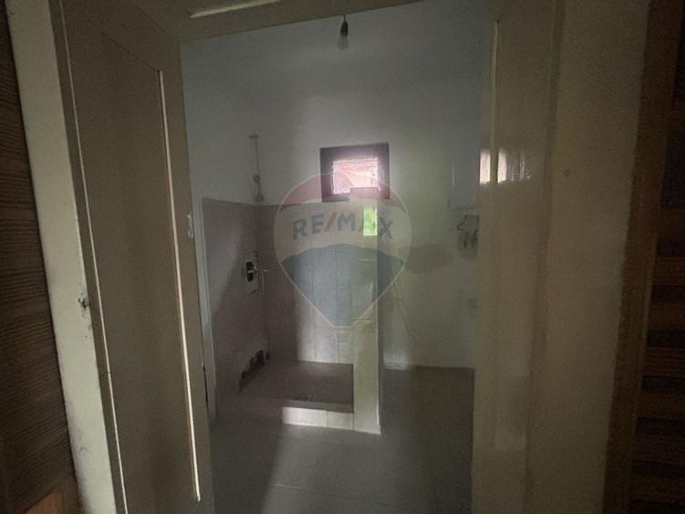 De vânzare casă din caramida cu teren – zonă Pensiunea Secret Garden - 32