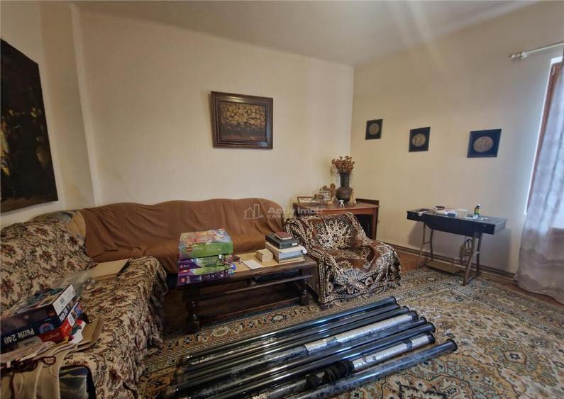 Casa pe sol, teren 372 mp - zona centrala - 3