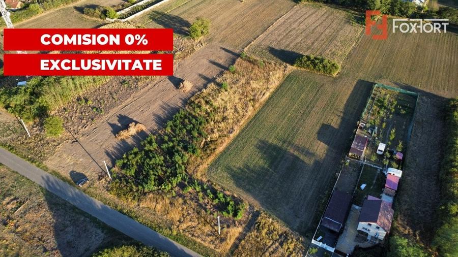 Teren intravilan cu suprafata de 2779 mp, in Parta - 4