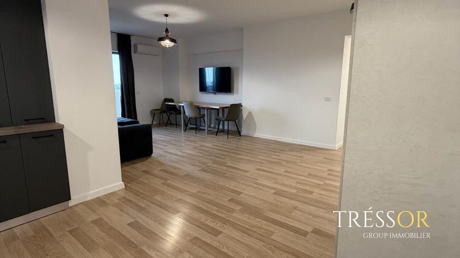 3 camere/mobilat, 81 mp, 2 balcoane, 2 băi, bloc nou - 9