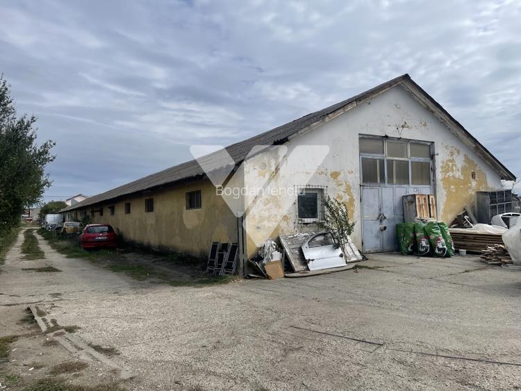 Hala de 736mp cu teren intravilan 1796 mp - Sibiu