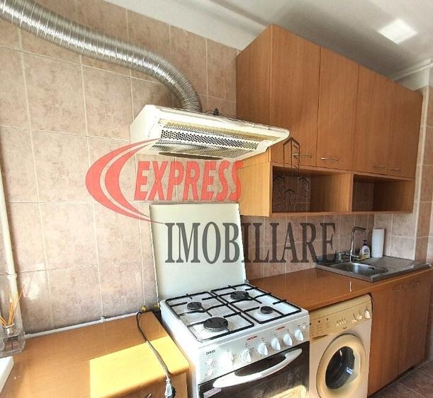 Titan, 1 Decembrie 1918, Penny - 4