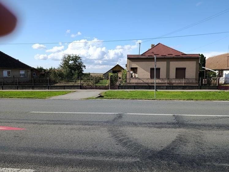 Casa de vanzare in comuna Petresti - 6