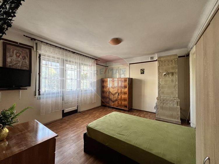 Apartament interbelic cu autenticitate, Avrig 18 - 21