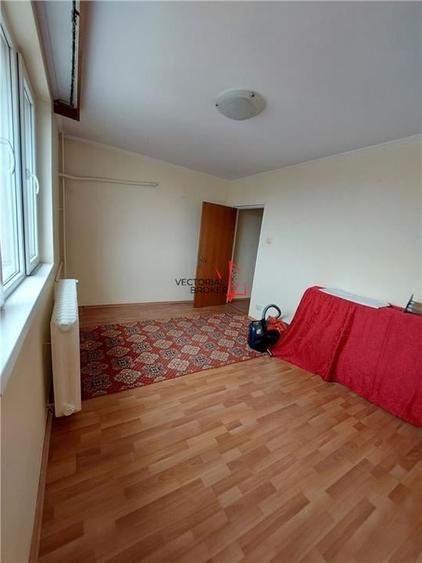 ,Apartament in bloc reabilitat- 10 min metrou OBOR - 5
