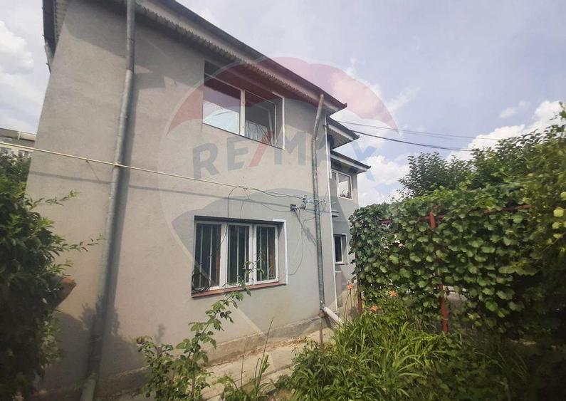 Casa / Vila 4 camere- Anghel Saligny - 2