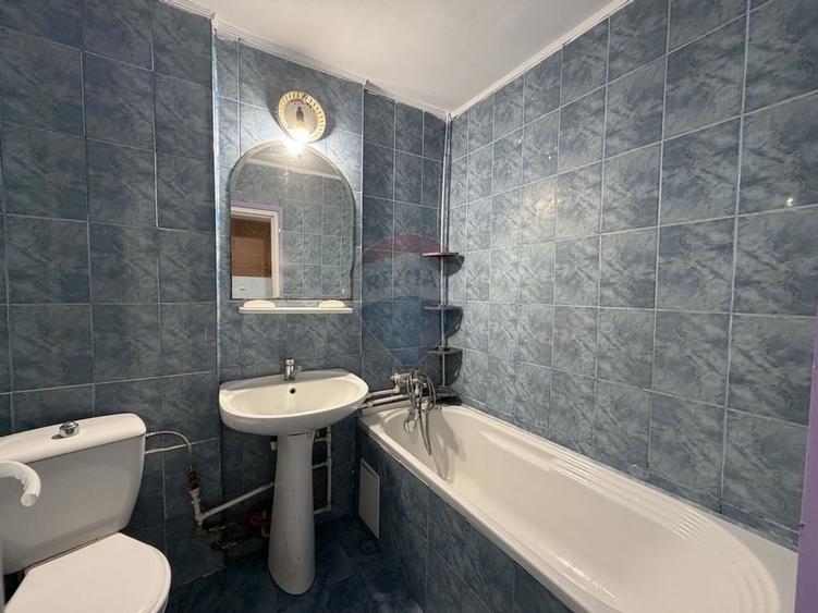 Apartament cu 3 camere de închiriat în zona Giulesti - 9