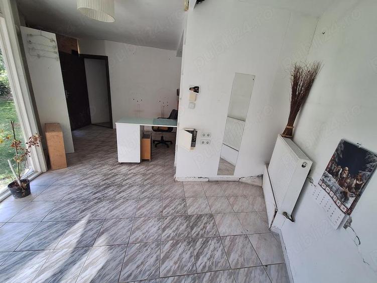 Spatiu comercial de inchiriat, zona cu trafic pietonal, 33 mp - 1