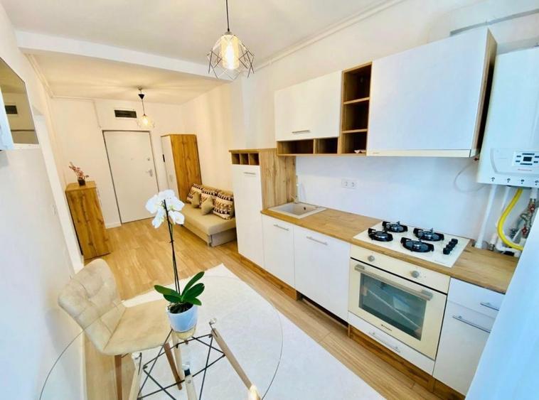 NOU / STUDIO COMPLET MOBILAT SI UTILAT / LOC PARCARE - 1