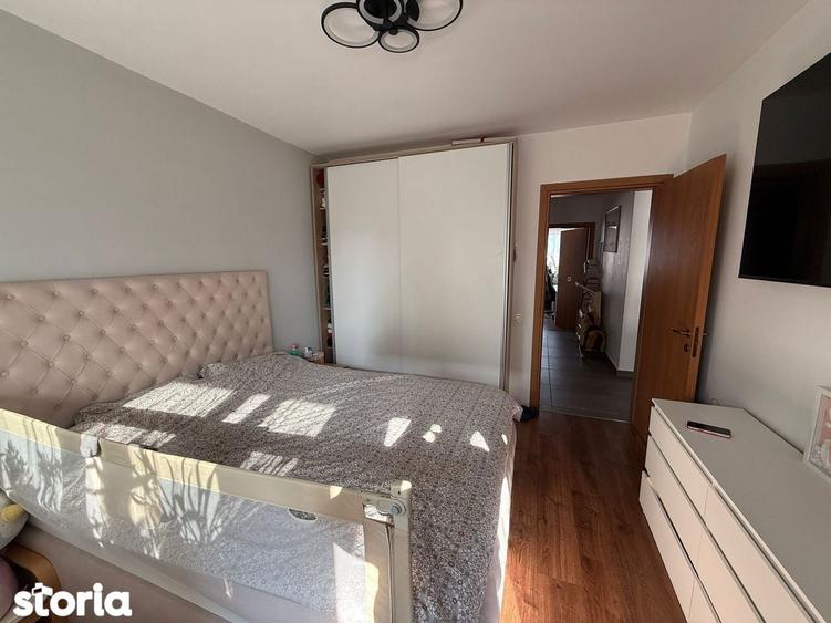 Apartament cu 3 camere si doua bai. Comision 0 - 8