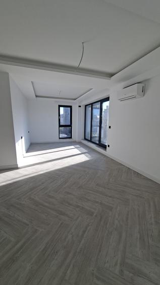 Apartament cu o camera, decomandat,41 mp, gradina 104 mp, centru/Palas/Iulius - 20