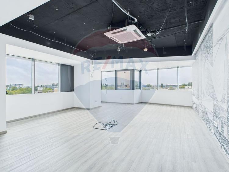Spațiu de birouri disponibil spre închiriere în Băneasa 171–615 mp - 9