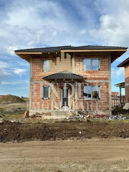 Casa individuala P+ 1, 4 camere 130mp utili, Giarmata- cartierul Primaverii