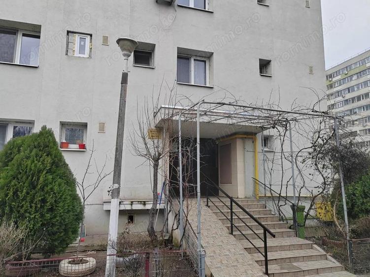 Garsoniera ieftina cu vedere la parc - 8