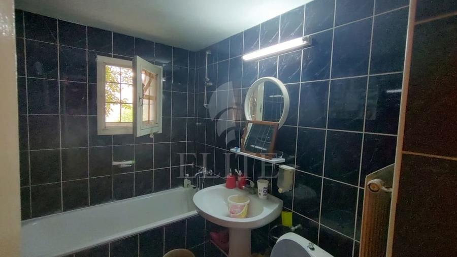 Apartament 3 camere &icirc;n zona PADURII - 12