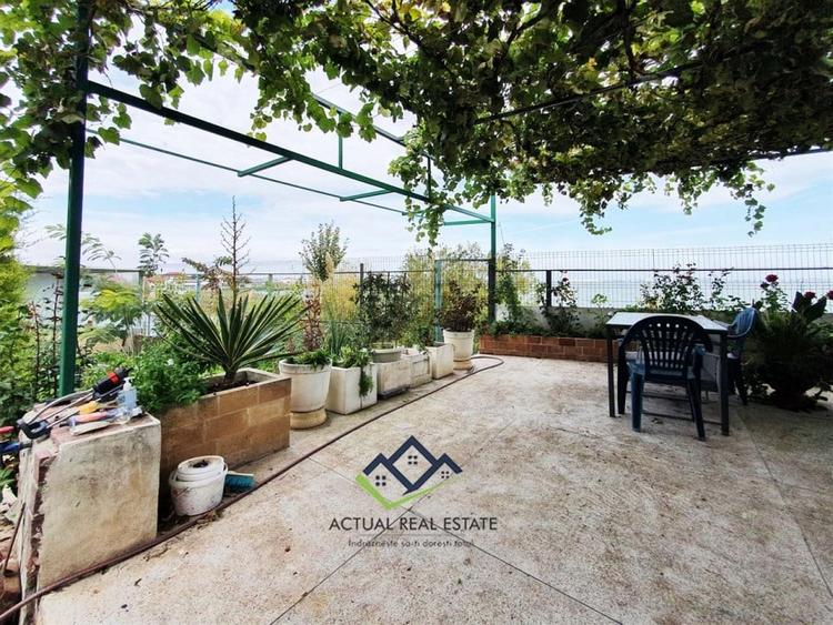 Ovidiu |  VILA P+1 |  PRIMA LINIE LA LAC - 13