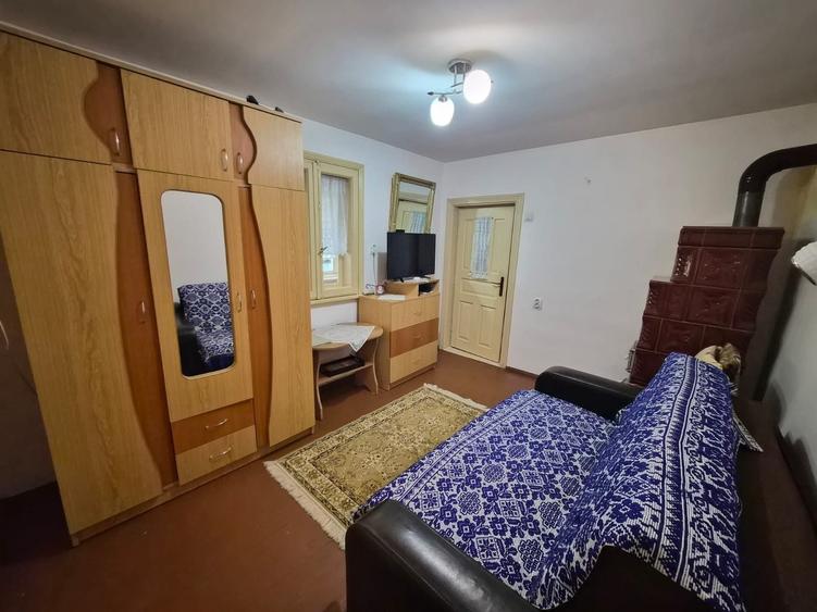 Casă cu 3 camere în Grăjdana