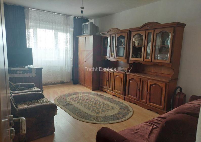 APARTAMENT 2 CAMERE/52 MP UTILI/ CARANSEBE?/ZONA PIPIRIG